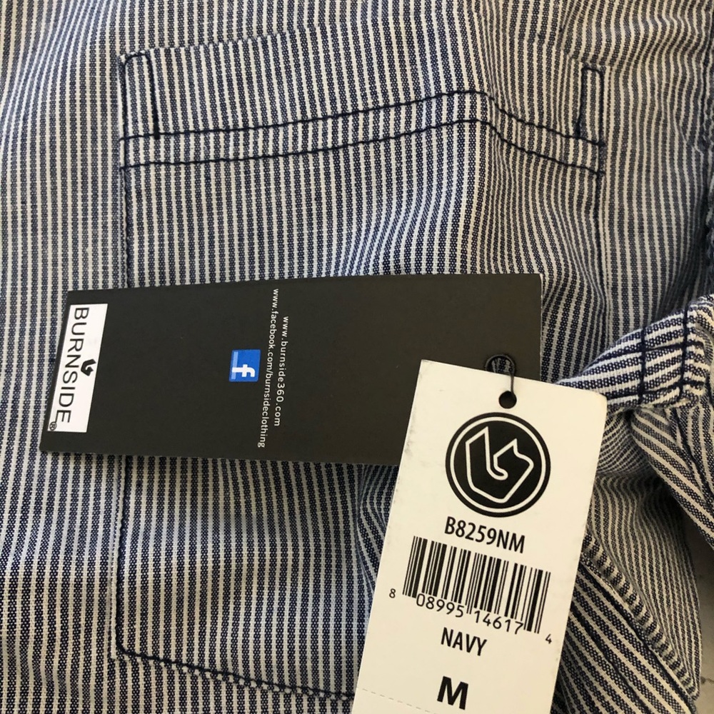 Men’s button down - Picture 8 of 8